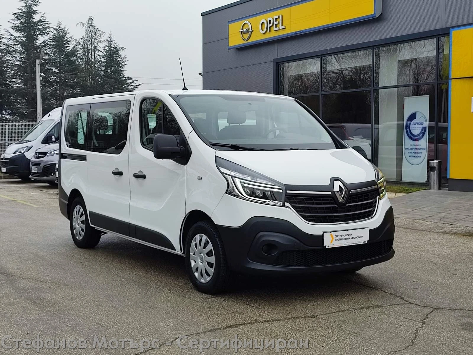 Renault Trafic L1H1 7+ 1 Combi Life 2.0 dCi (120hp) MT6 - изображение 3