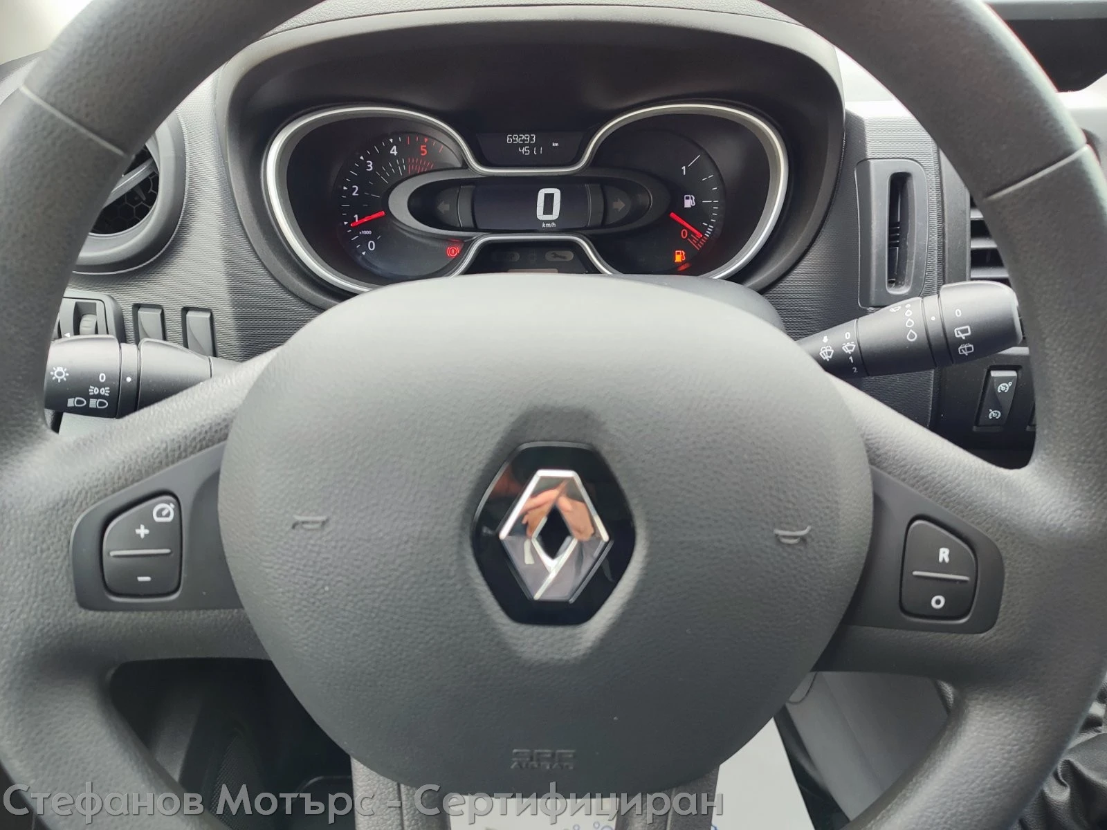 Renault Trafic L1H1 7+ 1 Combi Life 2.0 dCi (120hp) MT6 - изображение 9