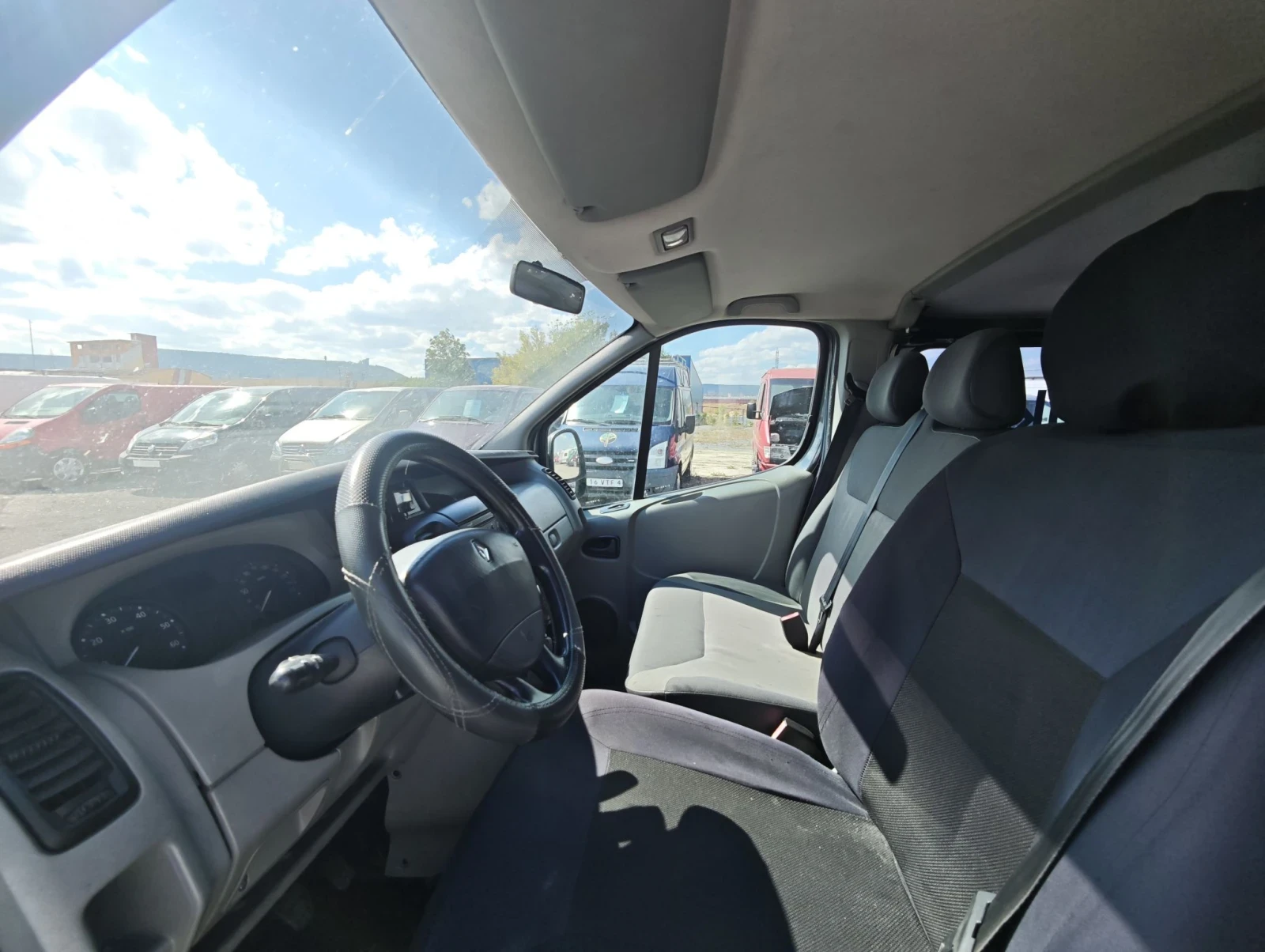 Renault Trafic Renault traffic , снимка 9 - Бусове и автобуси - 55729463