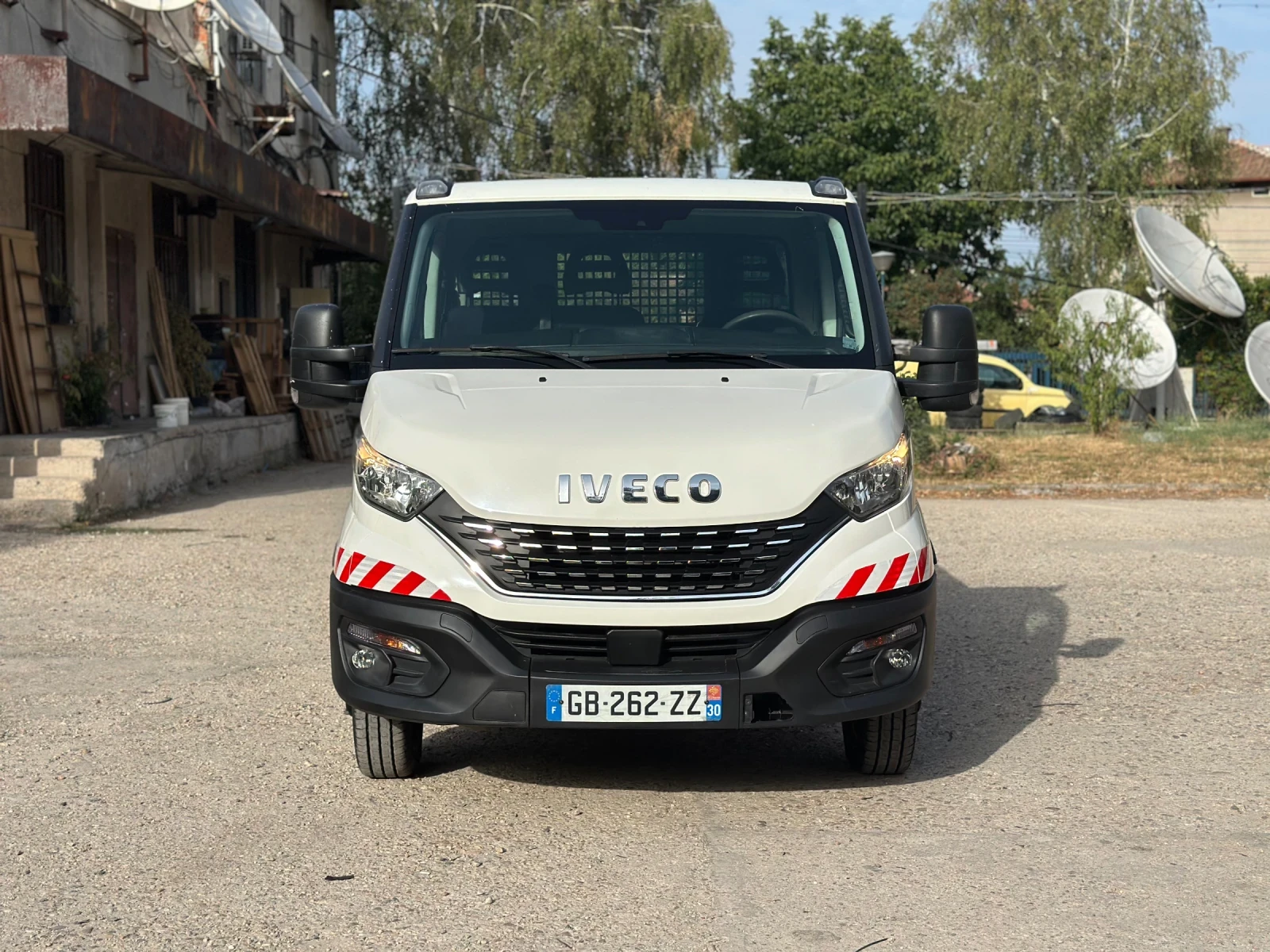 Iveco 35c15 N1-Климатик, 3.60на2.10 Оригинален самосвал ! ТОП, снимка 4 - Бусове и автобуси - 55865131