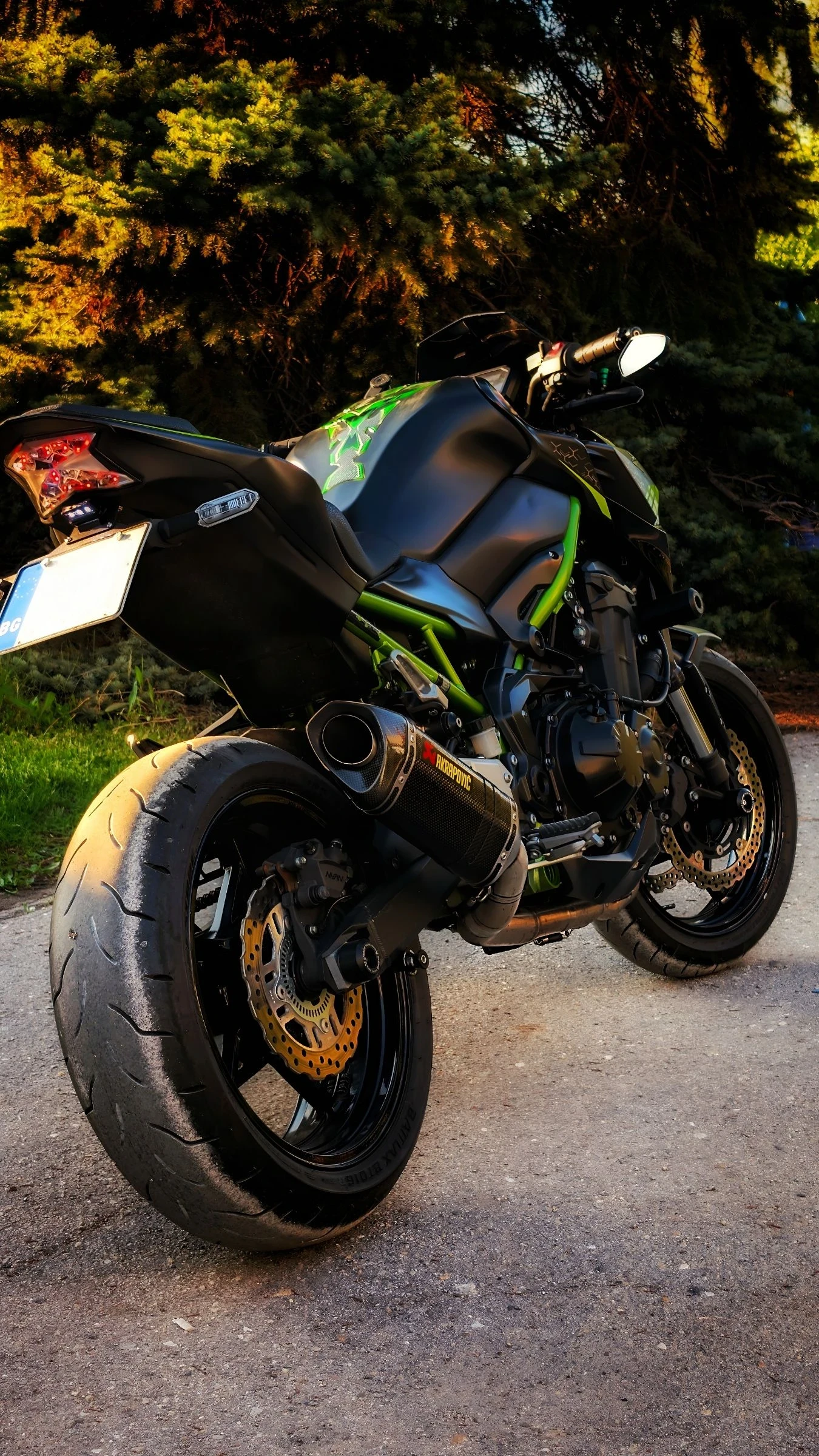 Kawasaki Z 900 SE ABS, снимка 4 - Мотоциклети и мототехника - 54402681