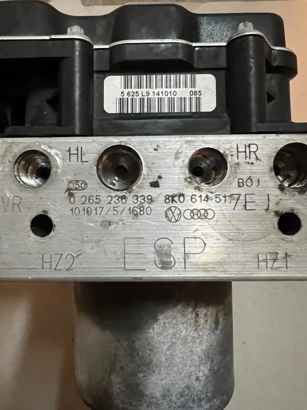 8K0 614 517EJ  0 265 236 297 BS  AUDI A5  8K0614517EJ 8K0 907 379 BJ 0265236339 8K0907379BJ   | Mobile.bg   2