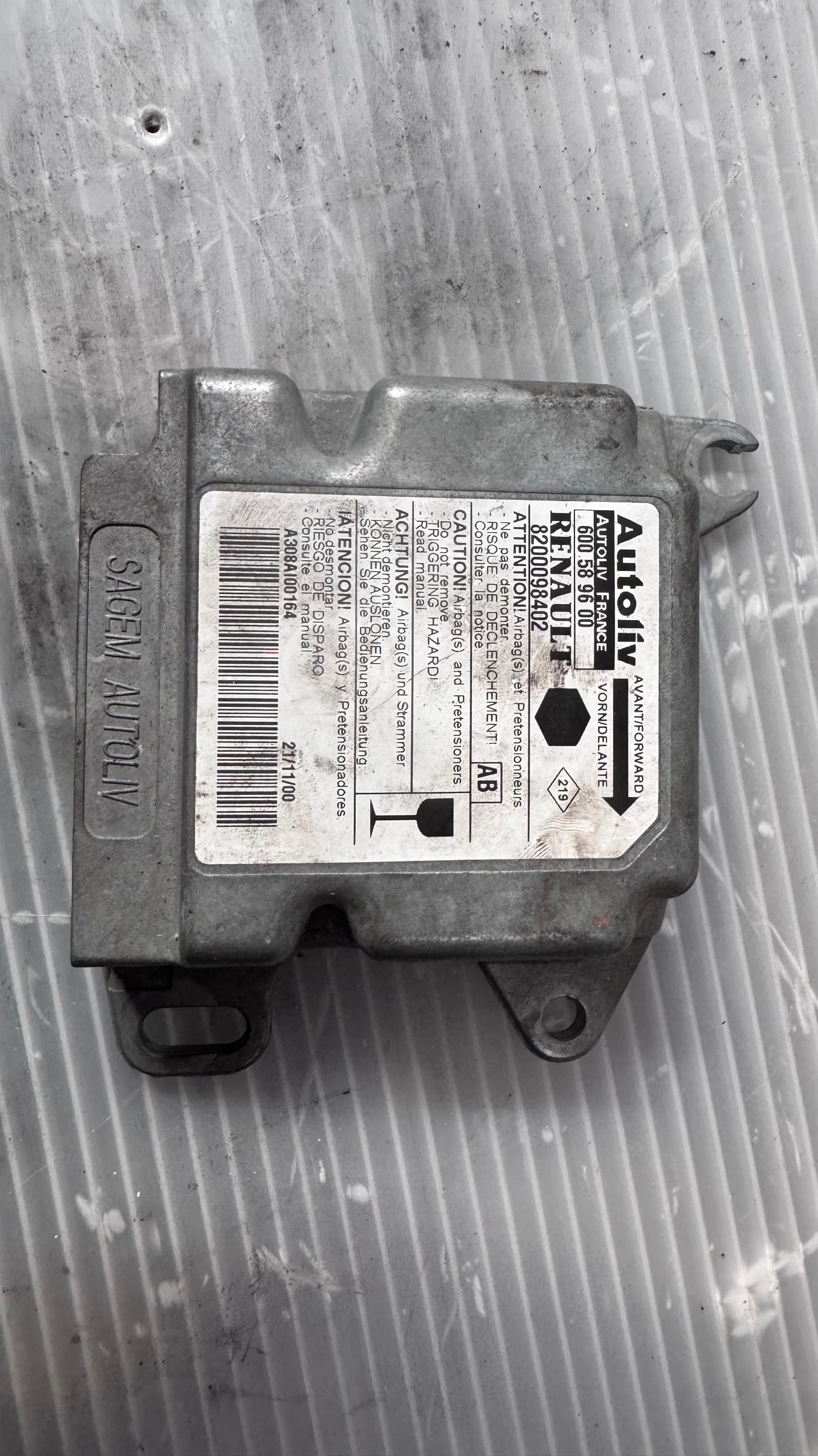 Airbag  /  /  a Renault Kangoo - 8200098402 / 600589600 | Mobile.bg   2