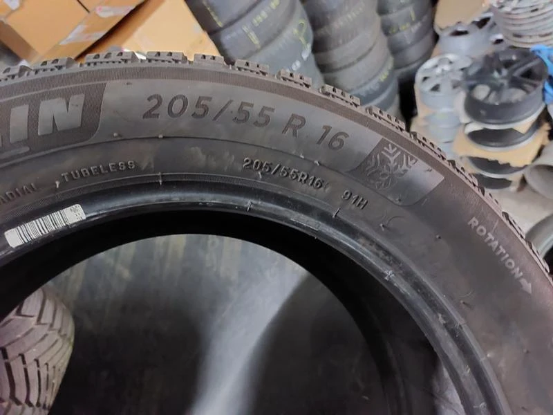 Гуми Зимни 205/55R16, снимка 8 - Гуми и джанти - 37112484