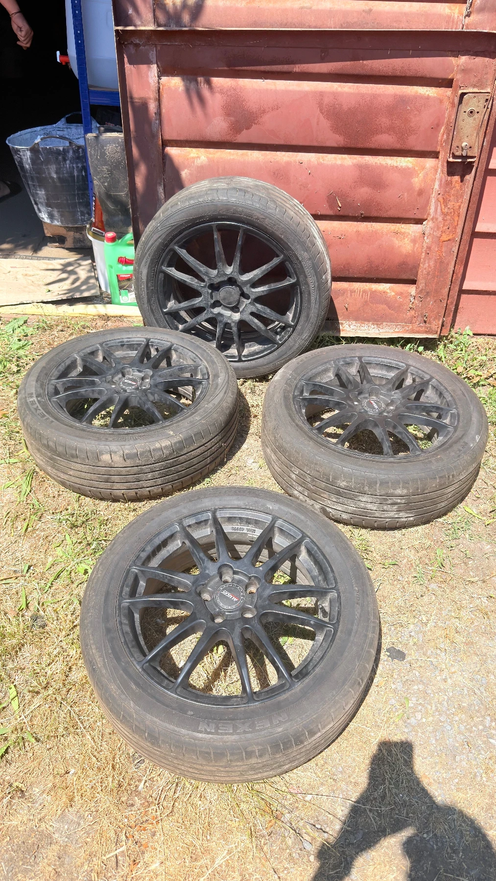 ���� � ������ 225/50R17 | Mobile.bg � ����������� 4