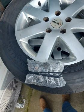 ���� � ������ 215/65R16 | Mobile.bg � ����� ������ 4