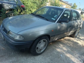 Opel Astra 1.4, снимка 12