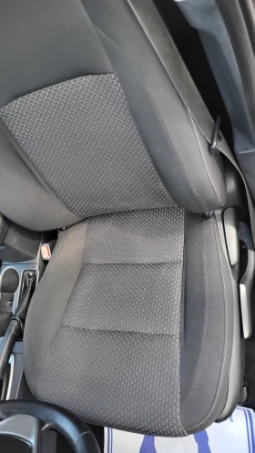 Toyota Corolla 1.6i, снимка 9
