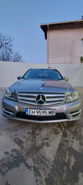 Mercedes-Benz C 250 AMG FACELIFT + VIDEO на колата, снимка 2