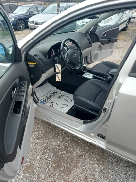 Kia Ceed 2.0/143 кс/АВТОМАТ/Бензин/Кожа/Premium/Лизинг - 8800 лв. - 36936168 8