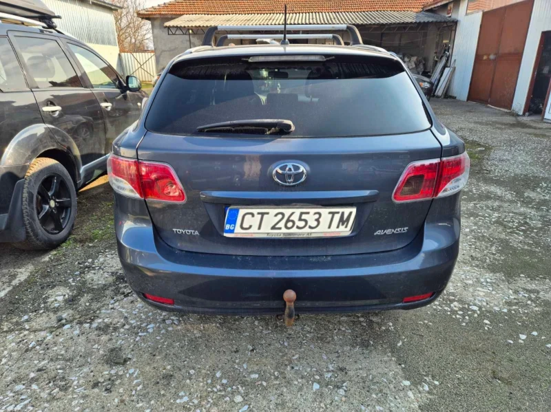 Toyota Avensis 2.0 D4D, снимка 13 - Автомобили и джипове - 48758789