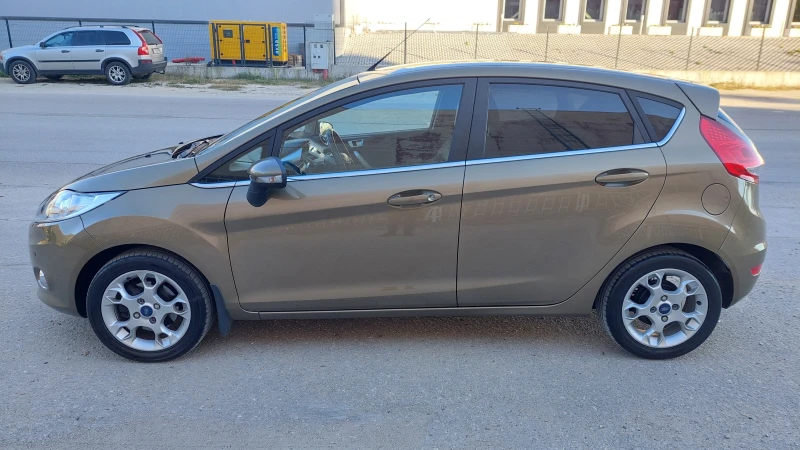 Ford Fiesta 1.4TDCI FUL Германия Отлична, снимка 5 - Автомобили и джипове - 47644359