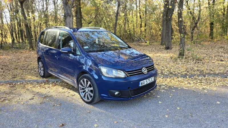 VW Touran, снимка 1 - Автомобили и джипове - 48726570