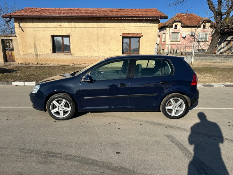 VW Golf, снимка 4 - Автомобили и джипове - 48935335