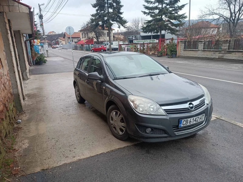 Opel Astra, снимка 1 - Автомобили и джипове - 49051639