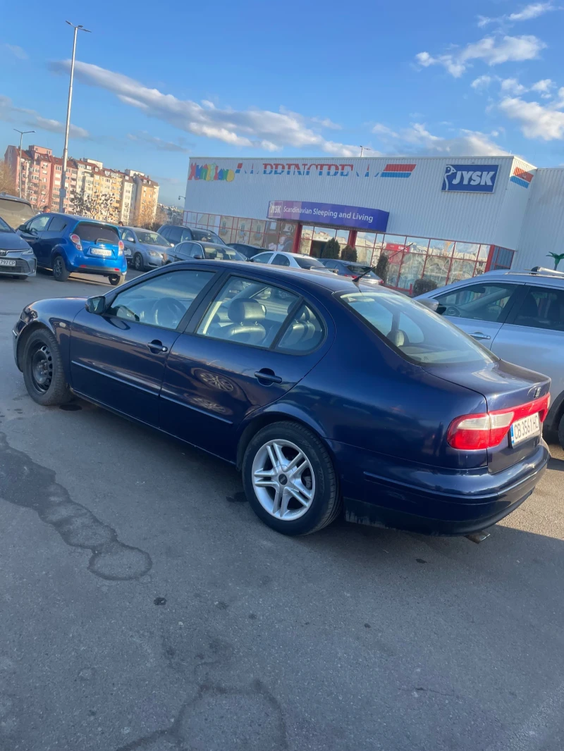 Seat Toledo 2, 3 V5 Газ / Бензин, снимка 4 - Автомобили и джипове - 49087923