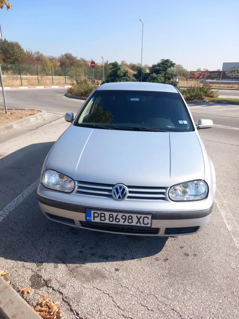 VW Golf 4, снимка 1 - Автомобили и джипове - 49432712