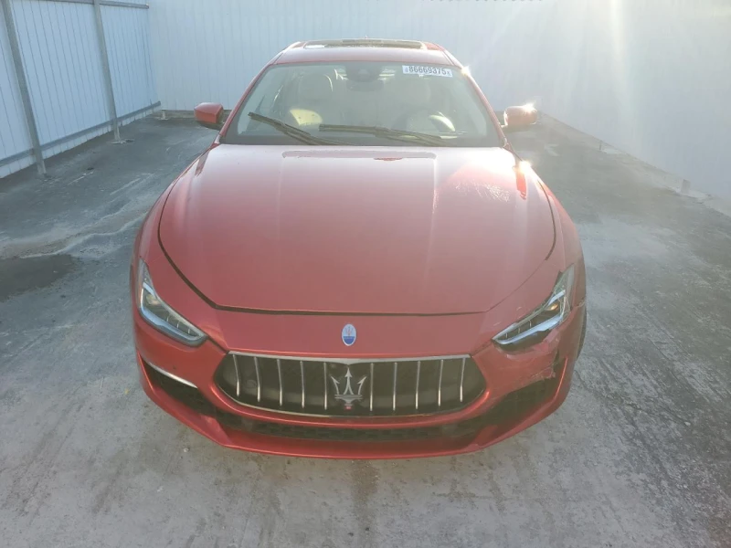 Maserati Ghibli S, снимка 2 - Автомобили и джипове - 52911386