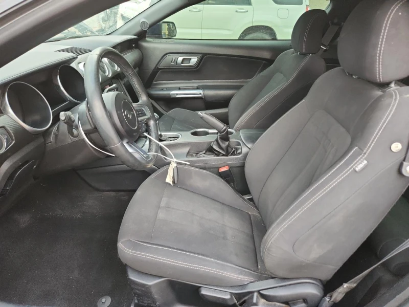 Ford Mustang, снимка 7 - Автомобили и джипове - 52640143