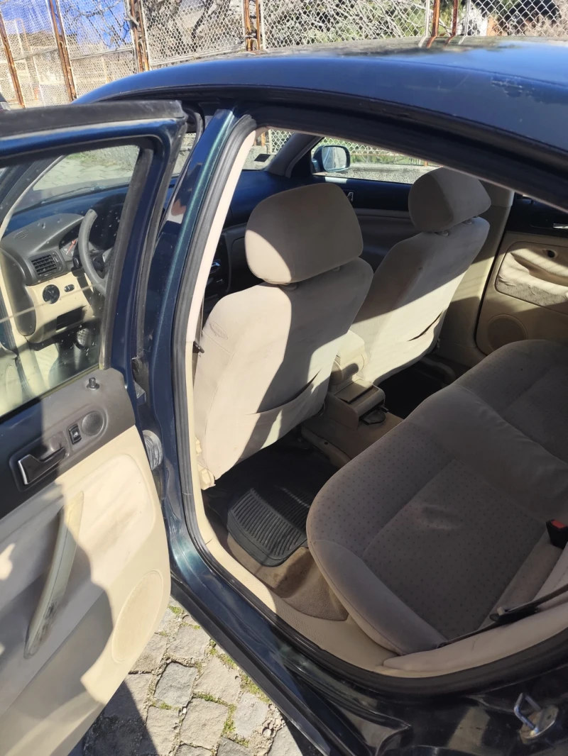 VW Passat, снимка 9 - Автомобили и джипове - 53120143