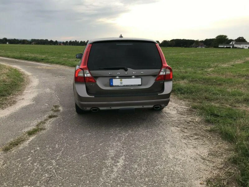 Volvo V70 2.4d, 184 кс. D5244T, снимка 4 - Автомобили и джипове - 26477790