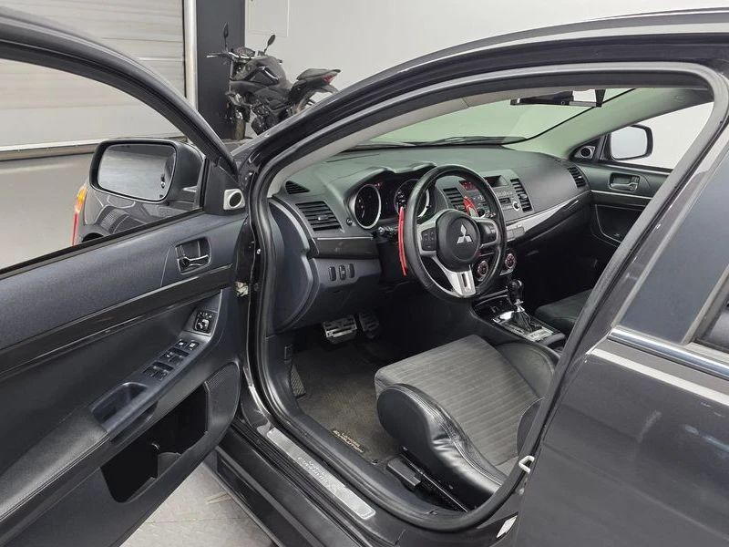 Mitsubishi Lancer 2.0 Automatic, снимка 10 - Автомобили и джипове - 55475715