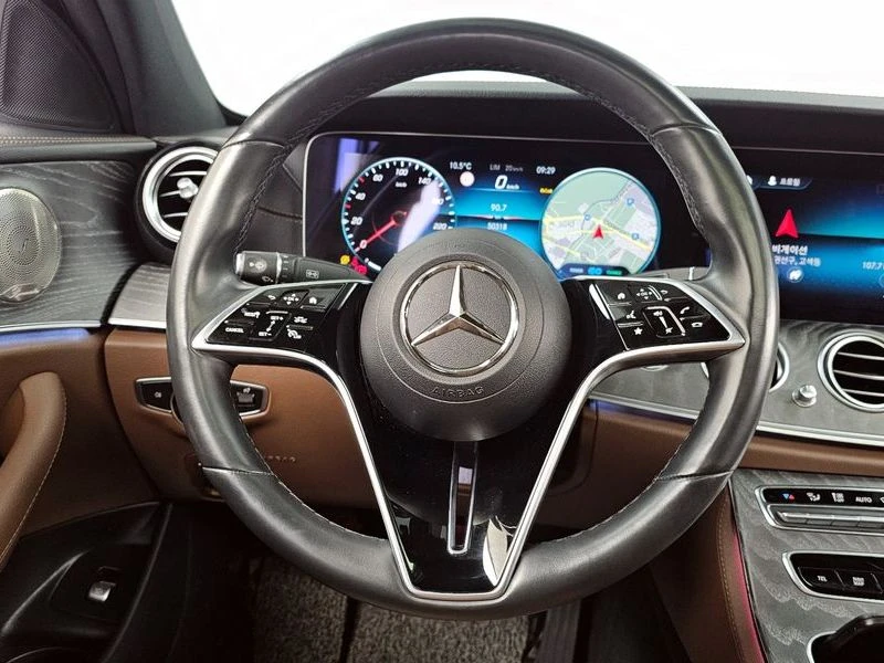 Mercedes-Benz E 350 2.0 Automatic, снимка 13 - Автомобили и джипове - 55838302