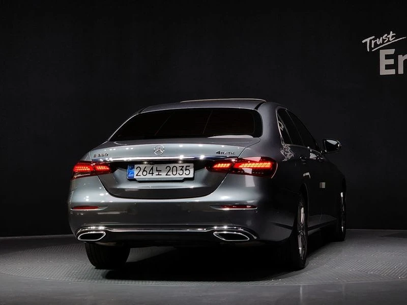 Mercedes-Benz E 350 2.0 Automatic, снимка 4 - Автомобили и джипове - 55838302