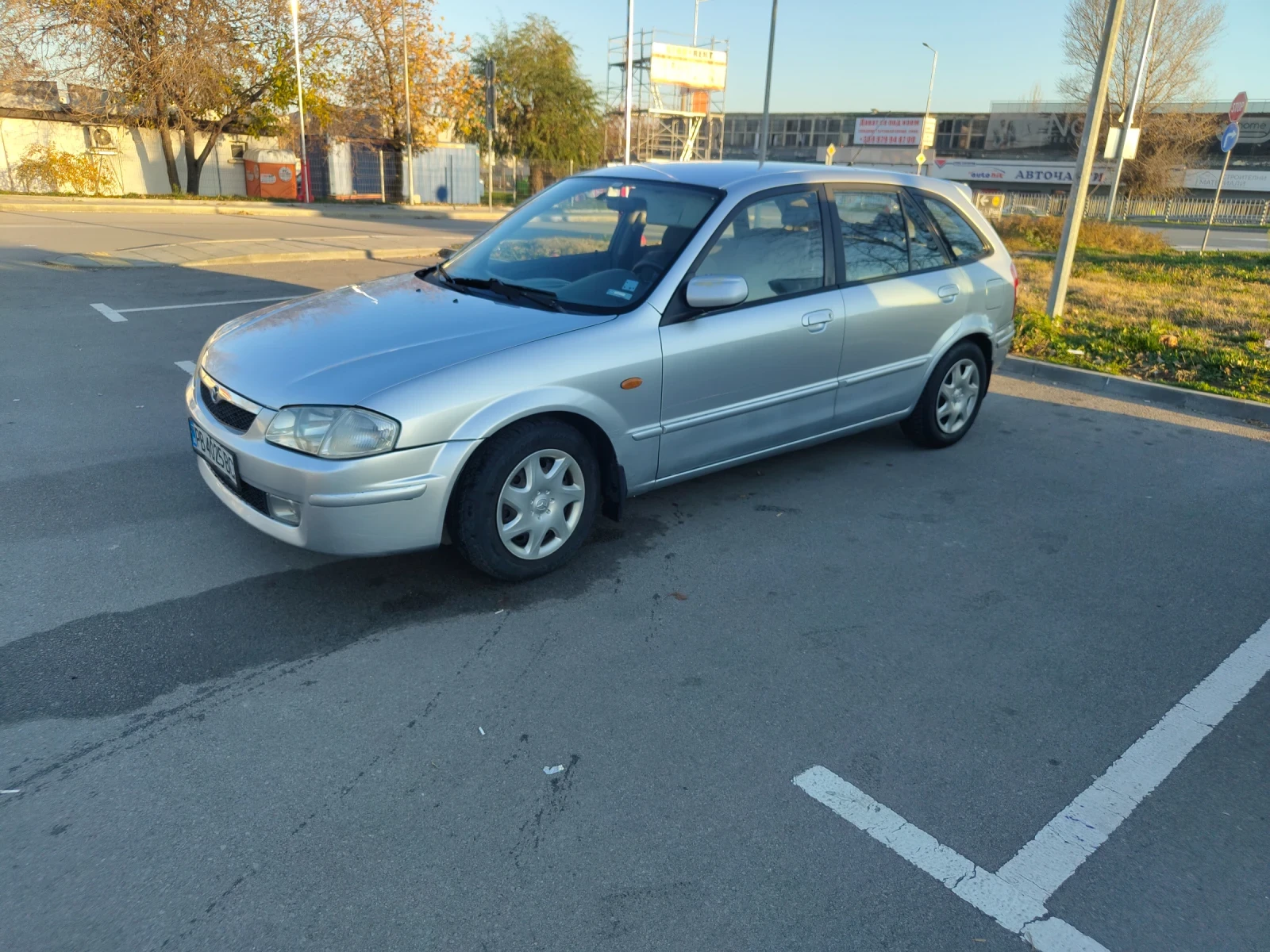 Mazda 323 2.0, снимка 1