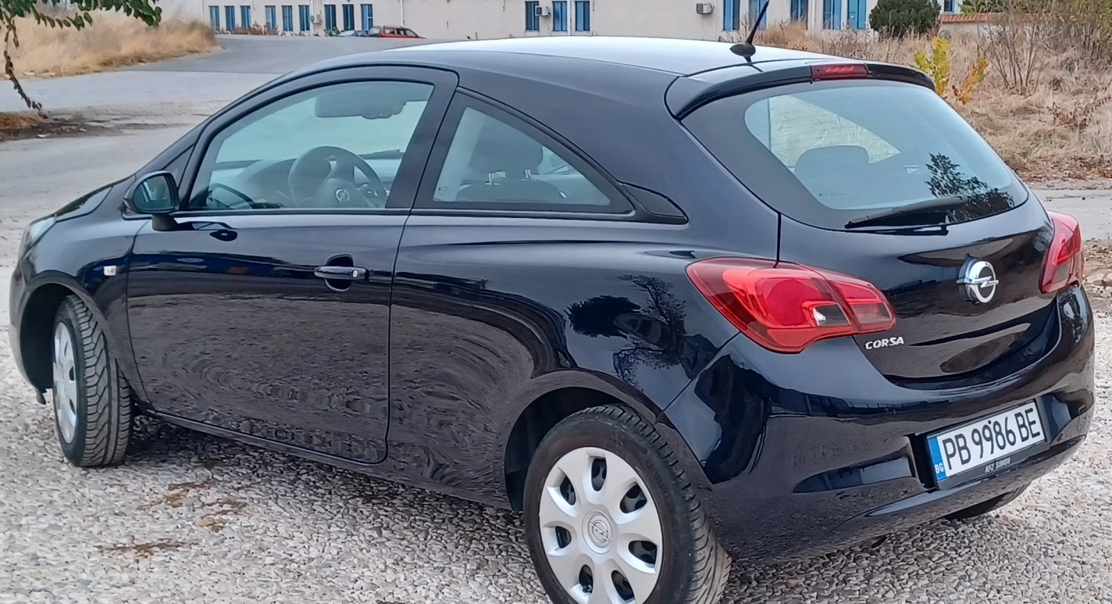 Opel Corsa 1.4i 90k.s - изображение 3