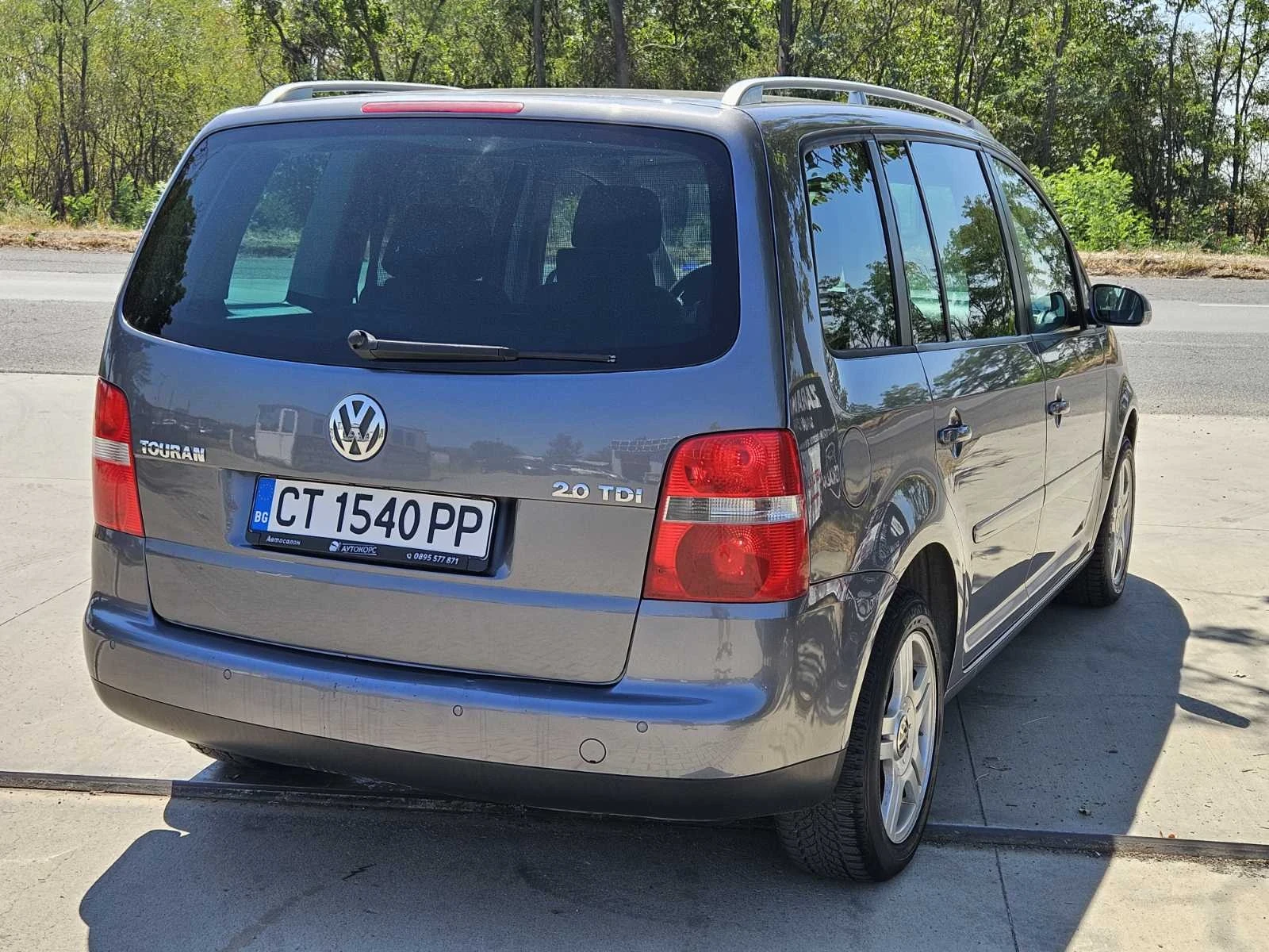 VW Touran 2.0TDI* Automat* Navi - изображение 5