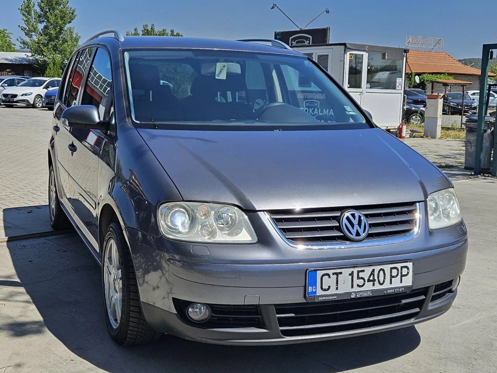 VW Touran 2.0TDI* Automat* Navi - изображение 3