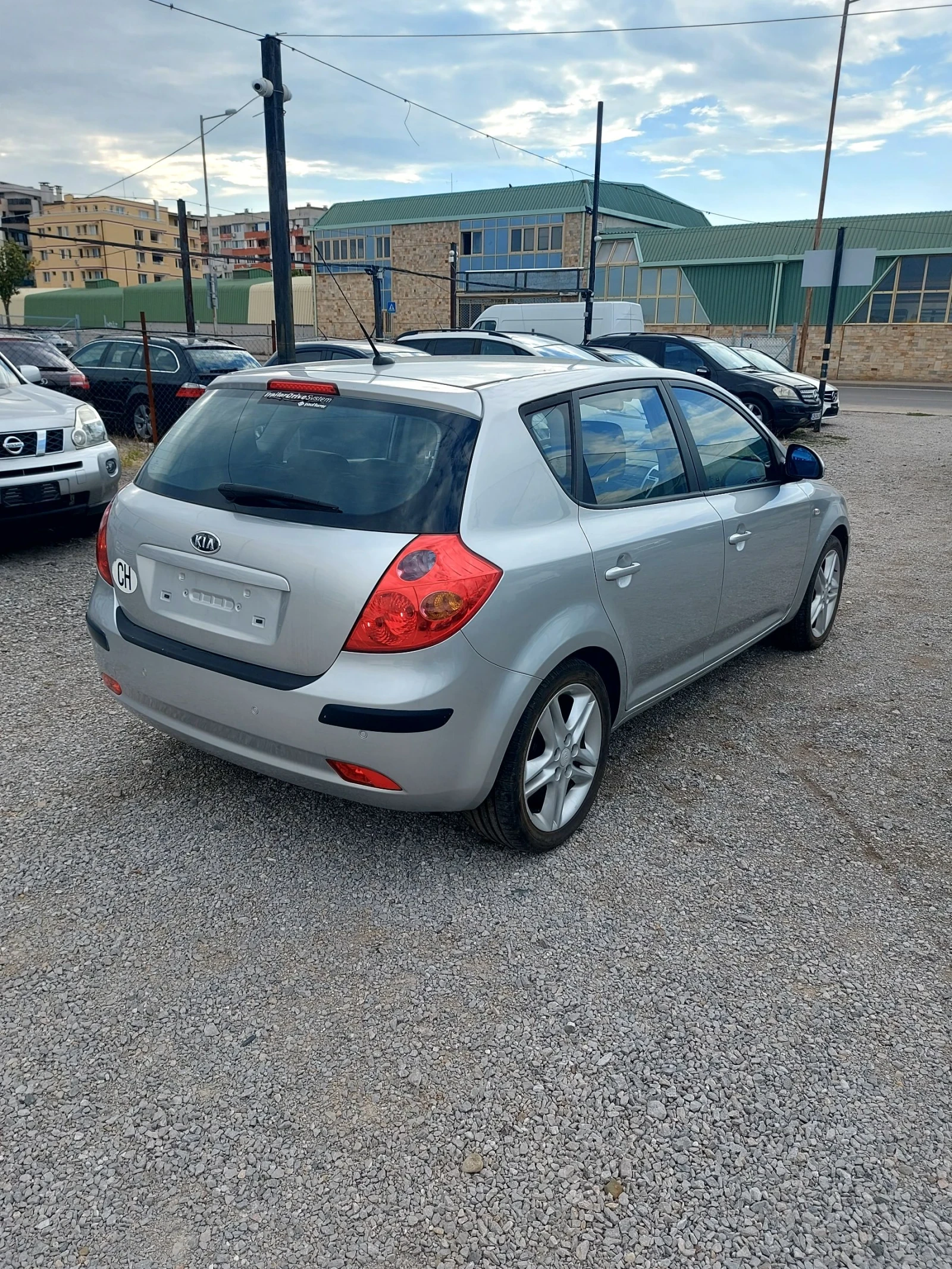Kia Ceed 2.0/143 кс/АВТОМАТ/Бензин/Кожа/Premium/Лизинг  - изображение 5