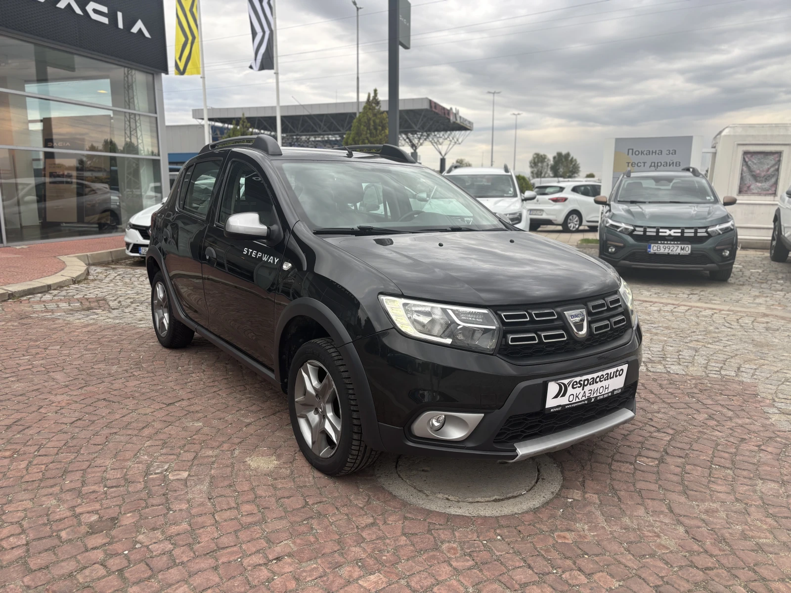 Dacia Sandero Stepway Blue dCi 95 к.с. Дизел Stop & Start BVM5 - изображение 4