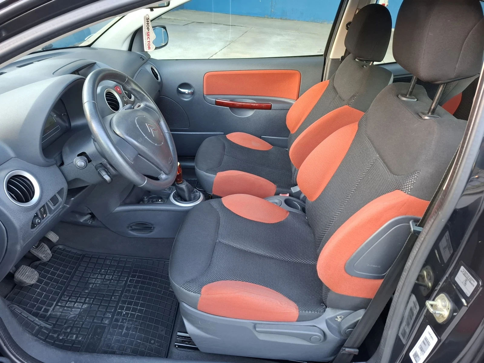 Citroen C2 1.4 HDI VTR - изображение 9