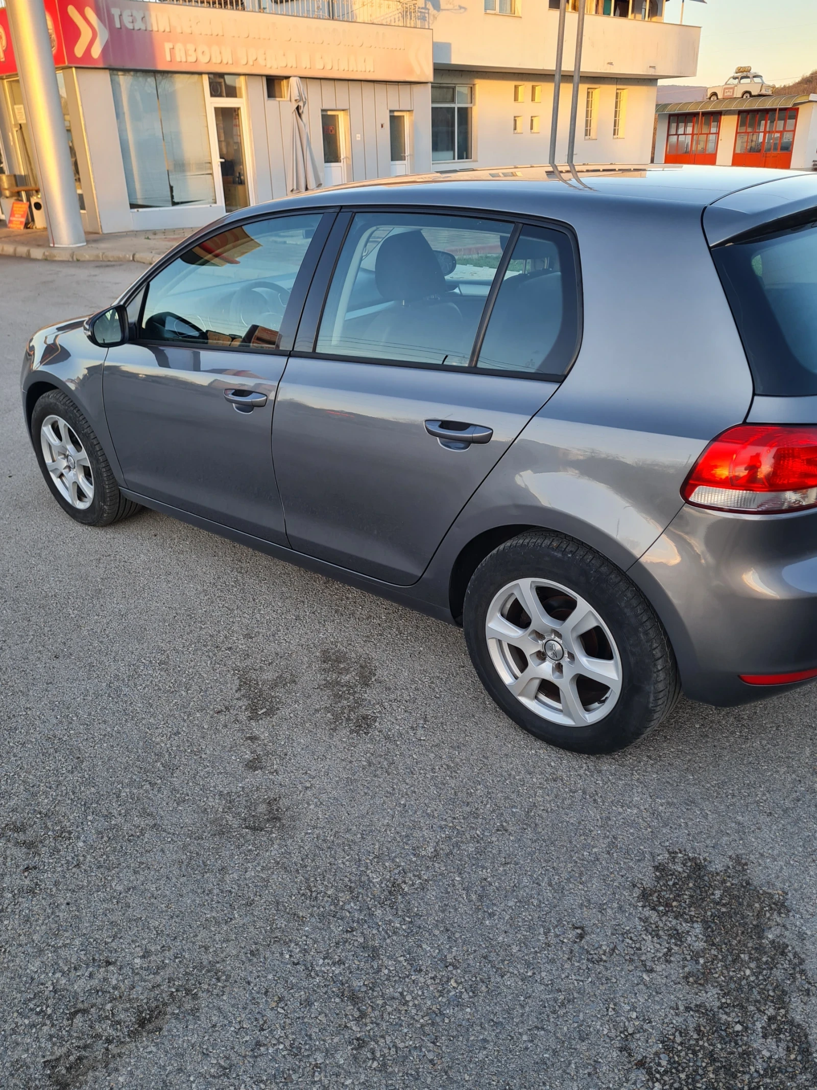 VW Golf 1.6куб.105к.с.  - изображение 4