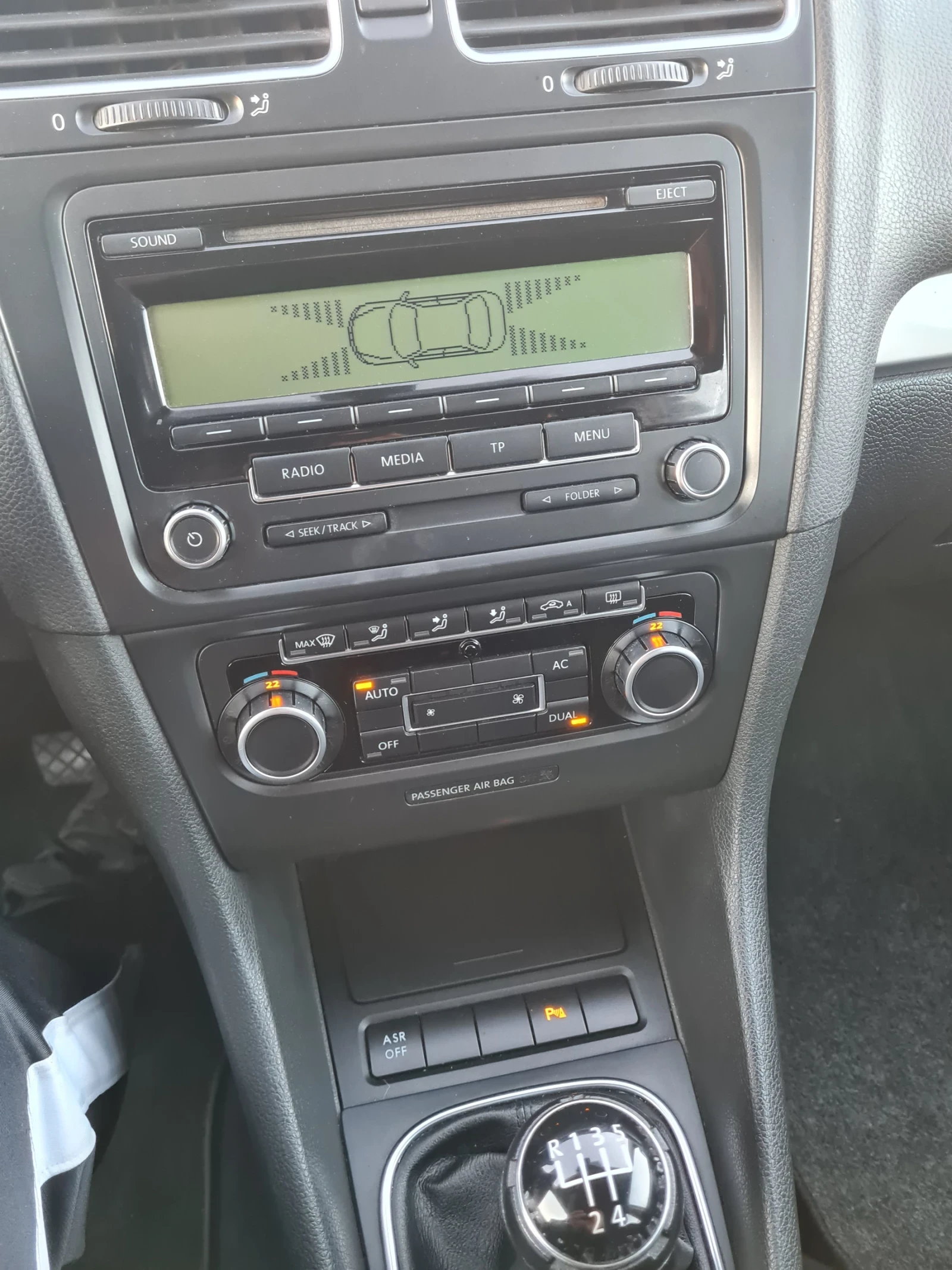 VW Golf 1.6куб.105к.с.  - изображение 8