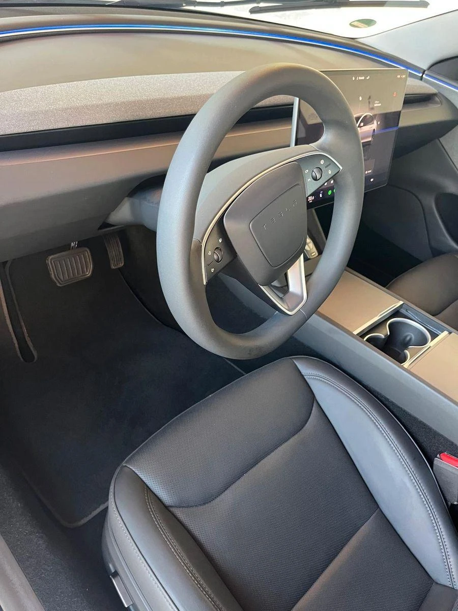 Tesla Model 3 Highland, RWD, гаранционна - изображение 7