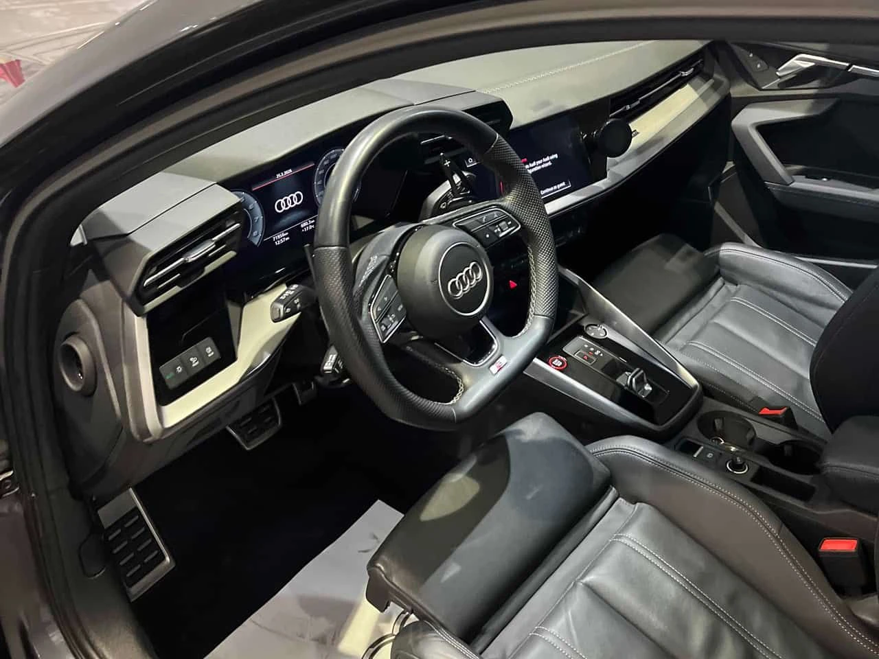 Audi S3 * Technik * CARFAX * ПАНОРАМА * KEYLESS * ПОДГРЕВИ - изображение 5