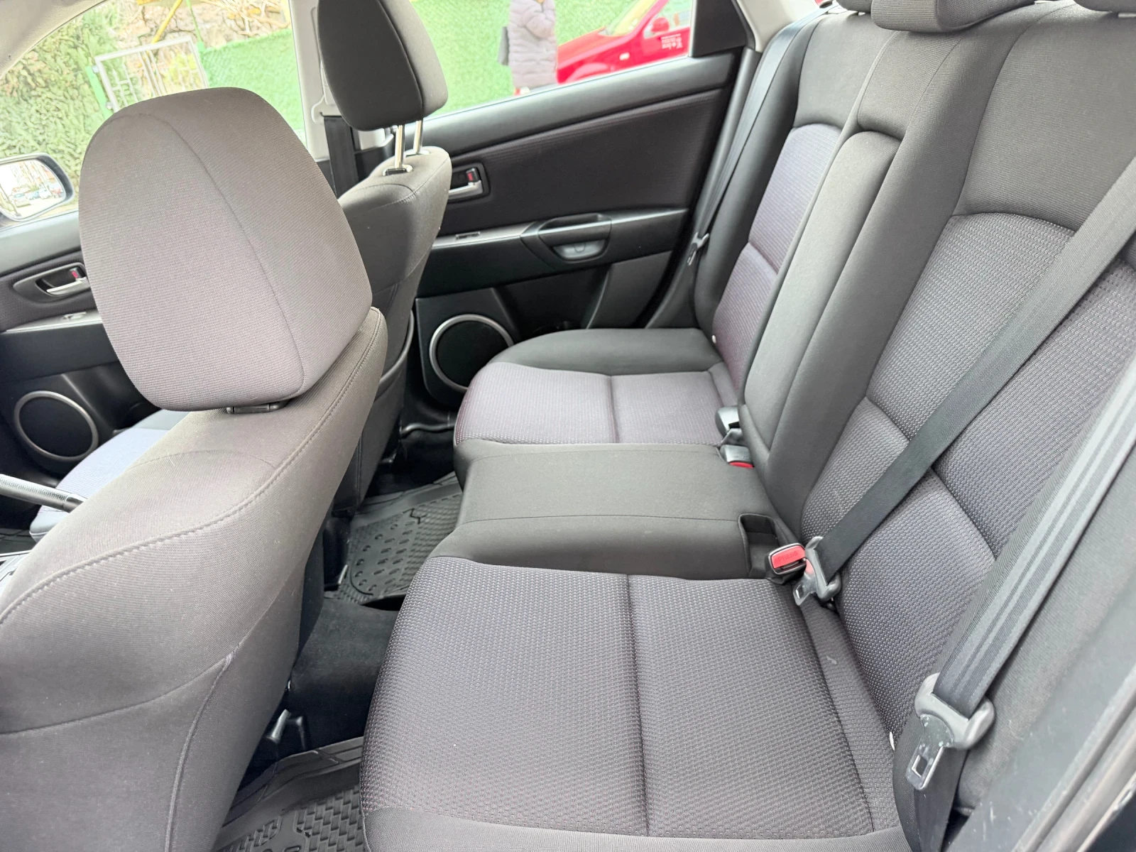 Mazda 3, снимка 11 - Автомобили и джипове - 54048706