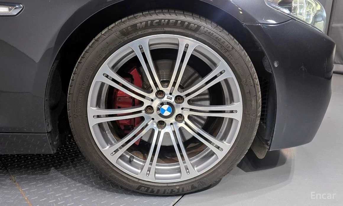 BMW 535 * M-SPORT* ПОДГРЕВ* 360* HEAD-UP* ШИБИДАХ* , снимка 5 - Автомобили и джипове - 54115019