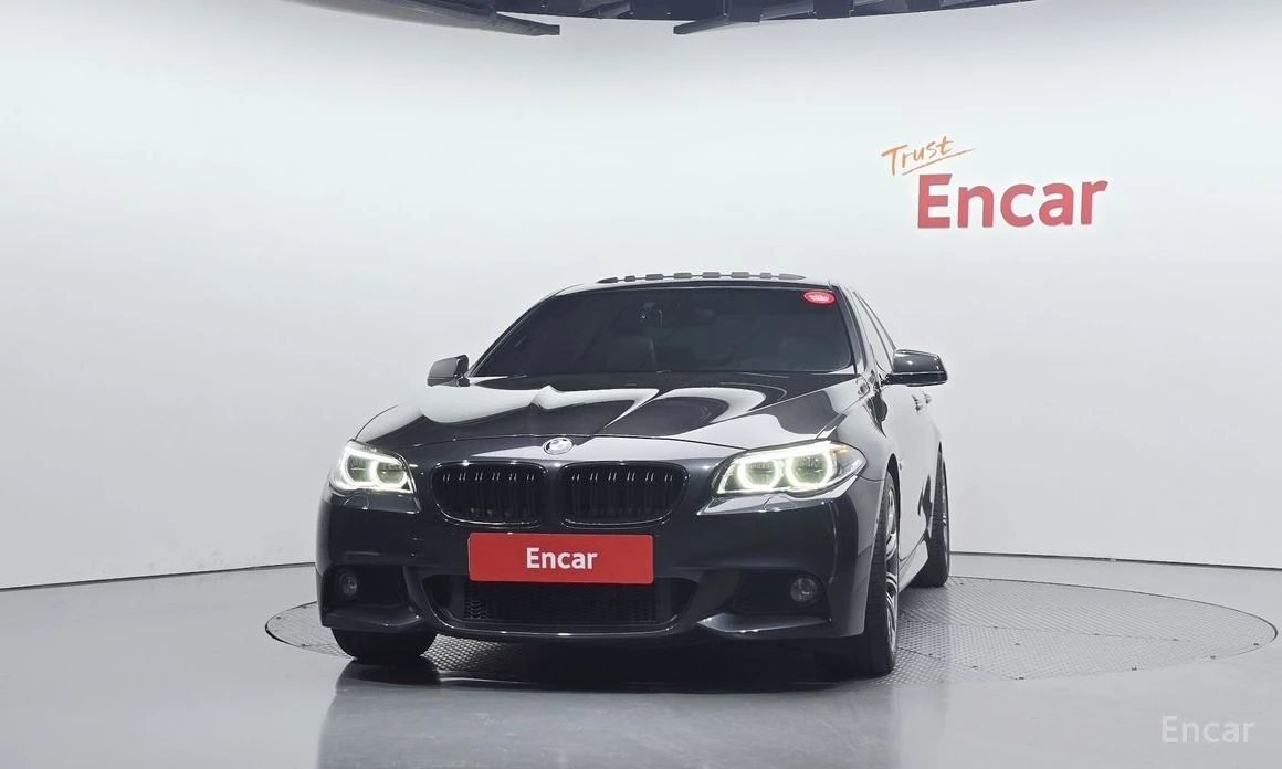 BMW 535 * M-SPORT* ПОДГРЕВ* 360* HEAD-UP* ШИБИДАХ* , снимка 3 - Автомобили и джипове - 54115019