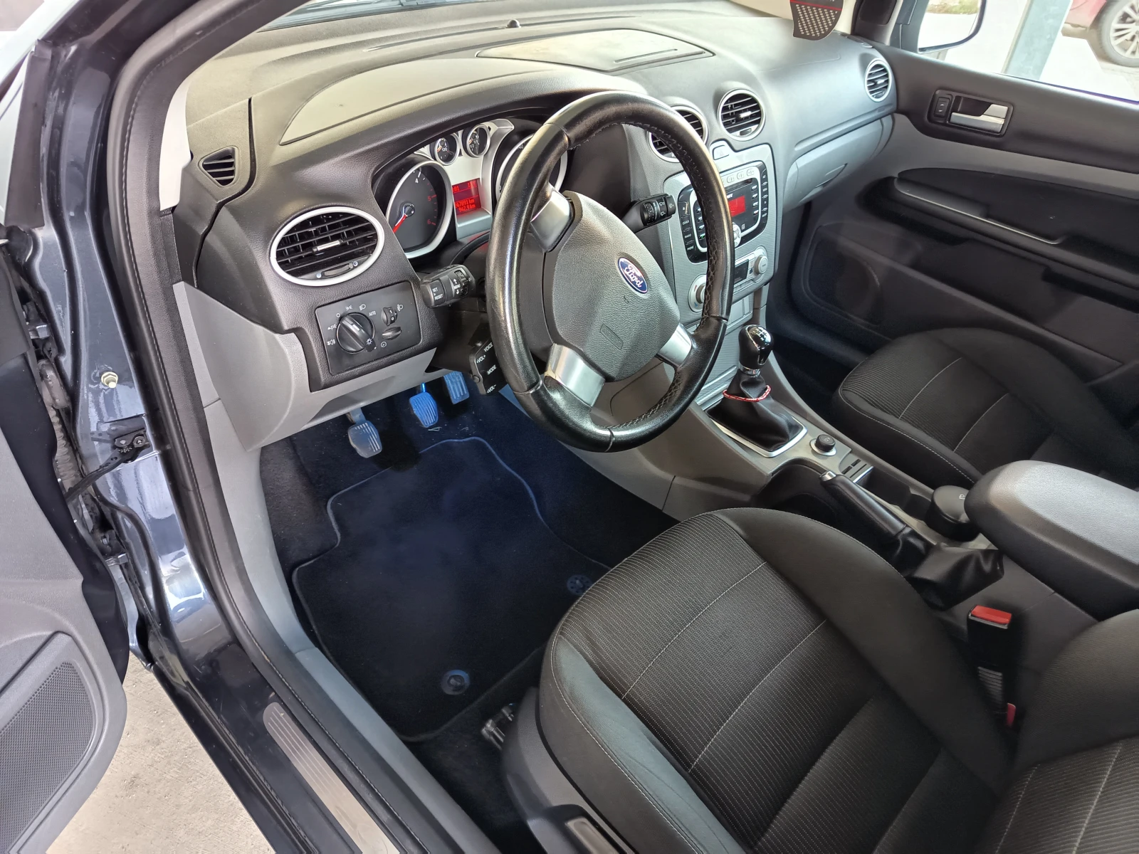 Ford Focus 1.6 TDCi 109 к.с., снимка 12 - Автомобили и джипове - 54313052