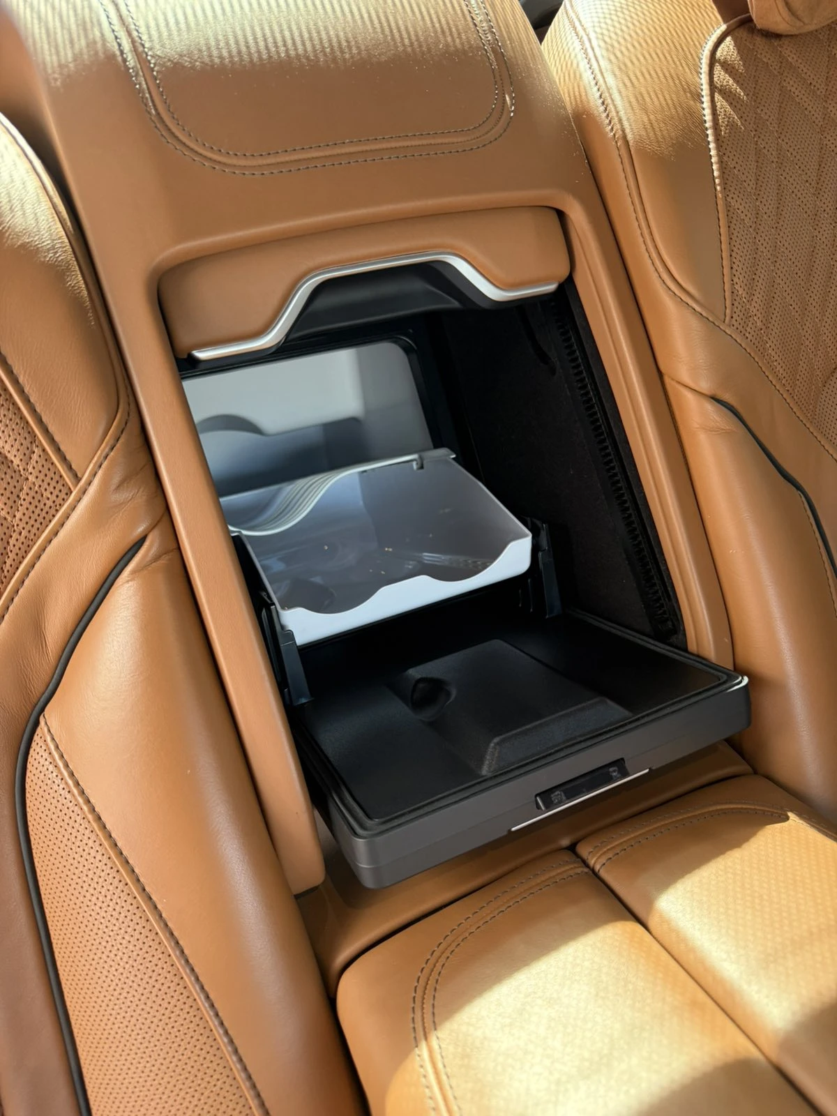 BMW 730 730LD ЛИЗИНГ* B&W* TV* LAZER* XDRIVE* 360* FULL* , снимка 17 - Автомобили и джипове - 54620418