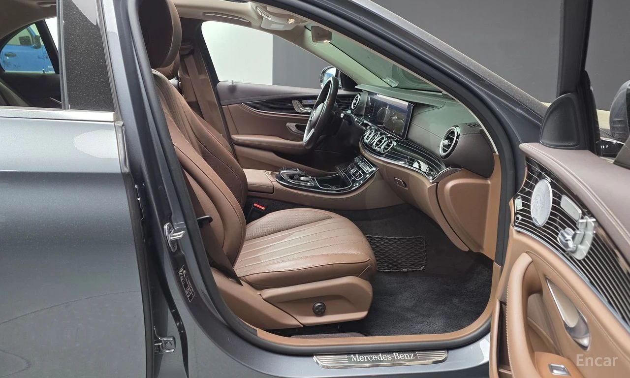 Mercedes-Benz E 450 HEADUP* BURMESTER* ПОДГРЕВ* 360, снимка 10 - Автомобили и джипове - 54453932