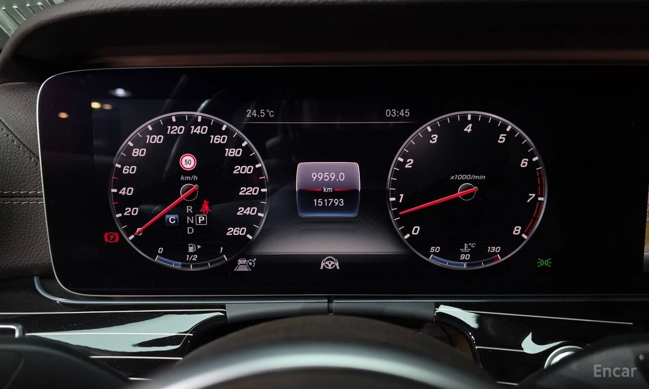 Mercedes-Benz E 450 HEADUP* BURMESTER* ПОДГРЕВ* 360, снимка 7 - Автомобили и джипове - 54453932