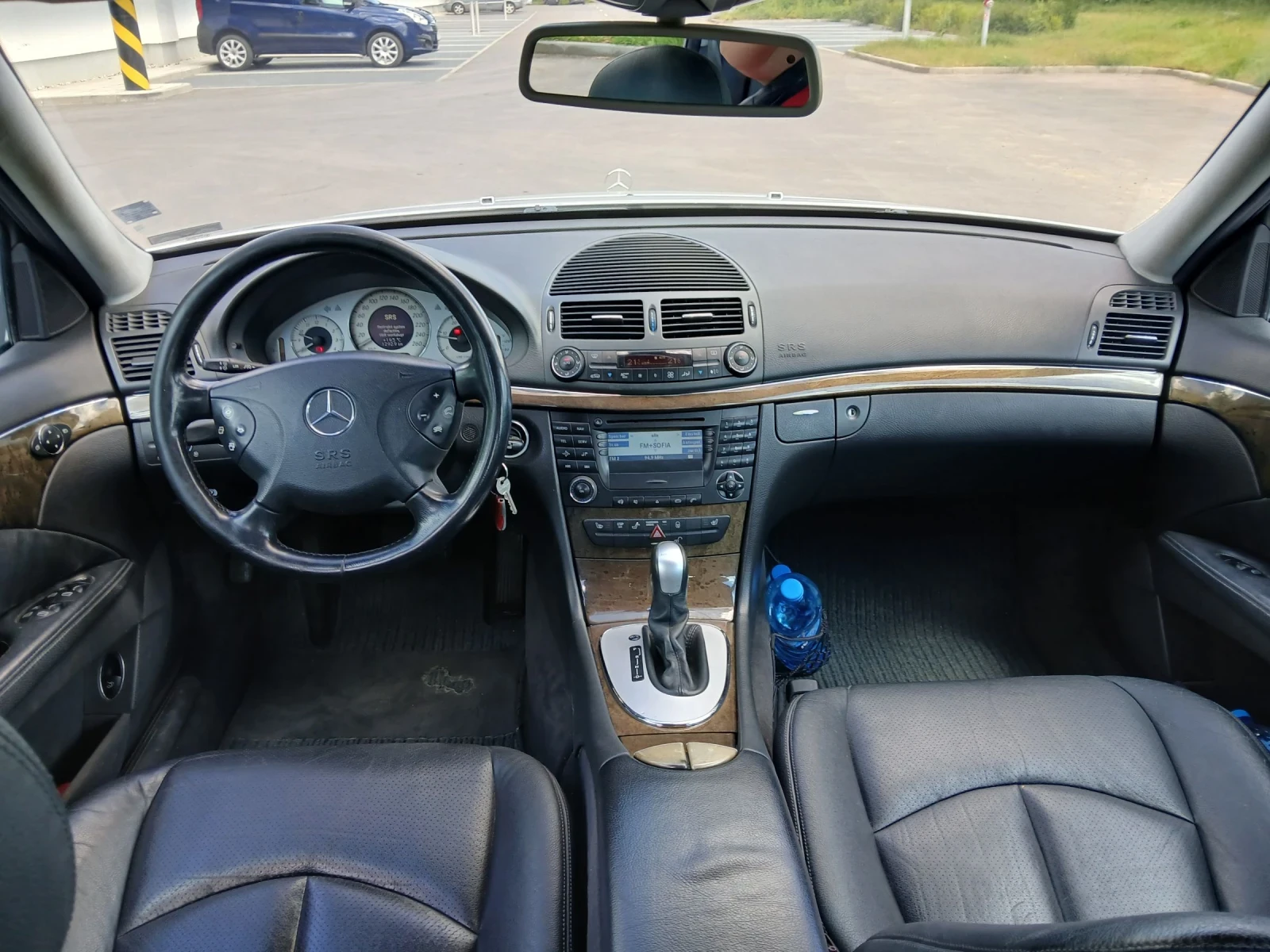 Mercedes-Benz E 270 2.7 CDI, снимка 7 - Автомобили и джипове - 54481487