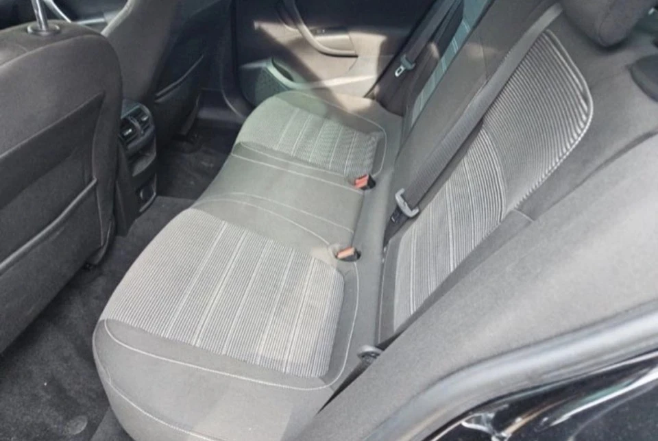 Seat Ibiza, снимка 12 - Автомобили и джипове - 54543117