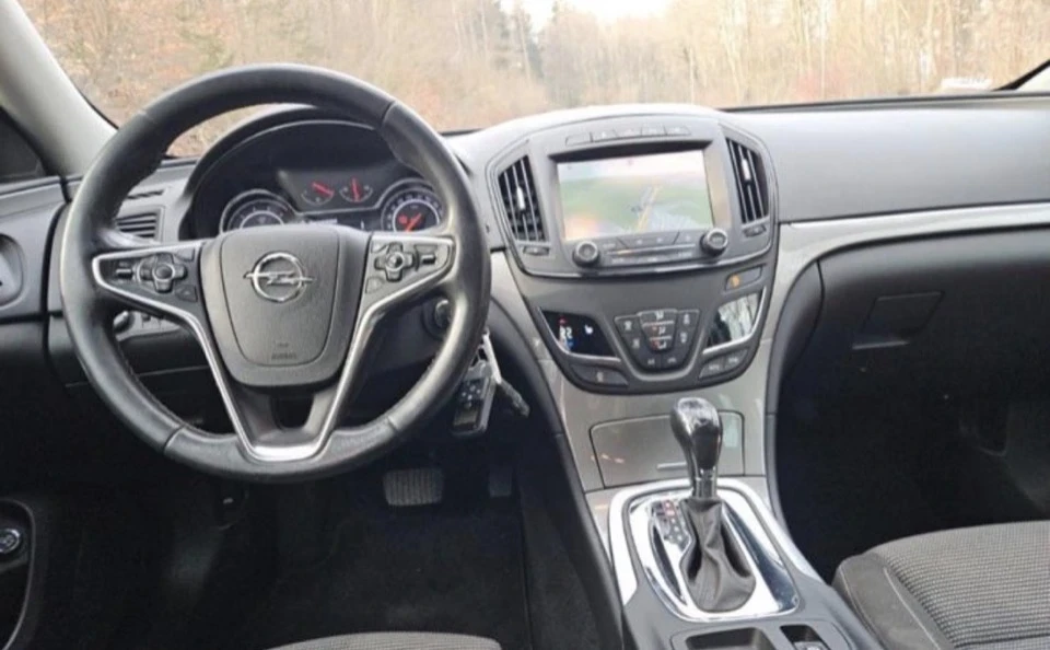 Seat Ibiza, снимка 10 - Автомобили и джипове - 54543117