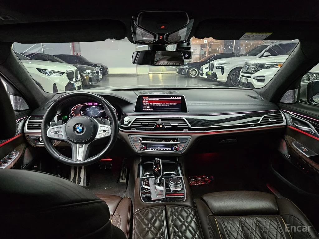 BMW 730 L* M-SPORT* LASER* INDIVIDUAL* BOWERS* DISTRONIC, снимка 6 - Автомобили и джипове - 54810204